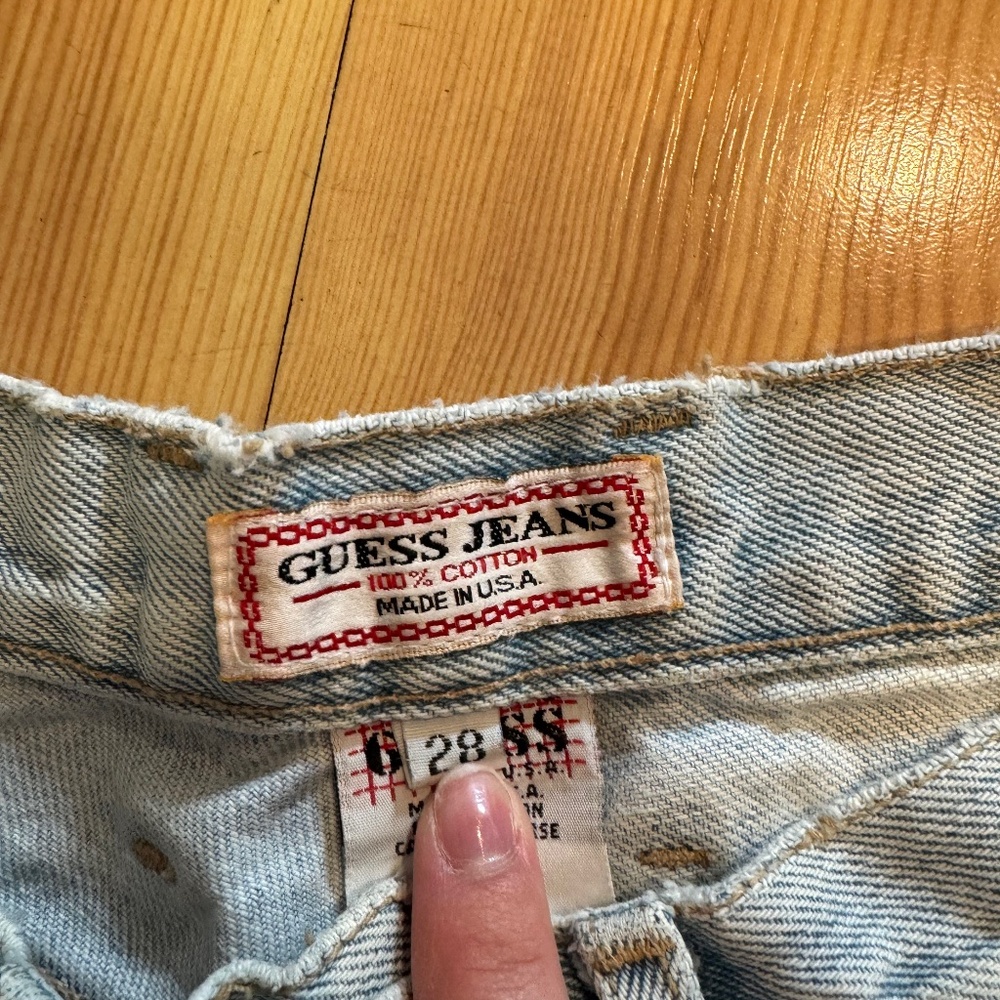 GUESS JEANS size 28